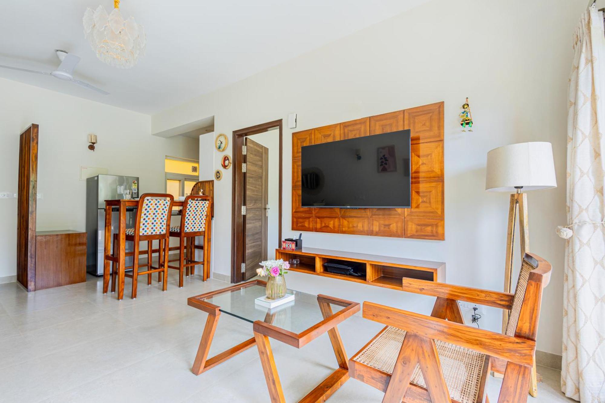Alaya Stays 1 Bhk With Balcony & Pool - Veera Marina Кандолім Екстер'єр фото