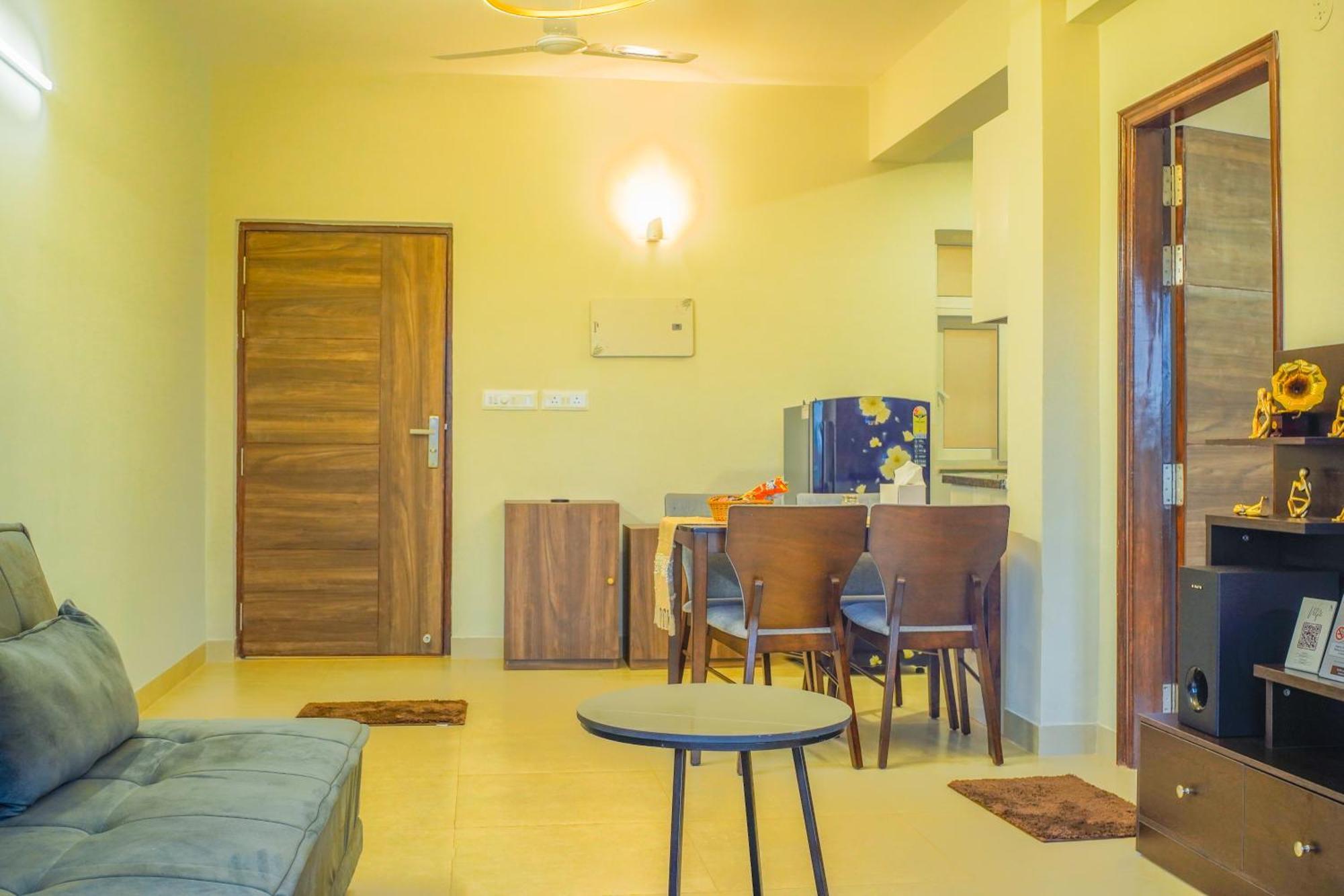 Alaya Stays 1 Bhk With Balcony & Pool - Veera Marina Кандолім Екстер'єр фото