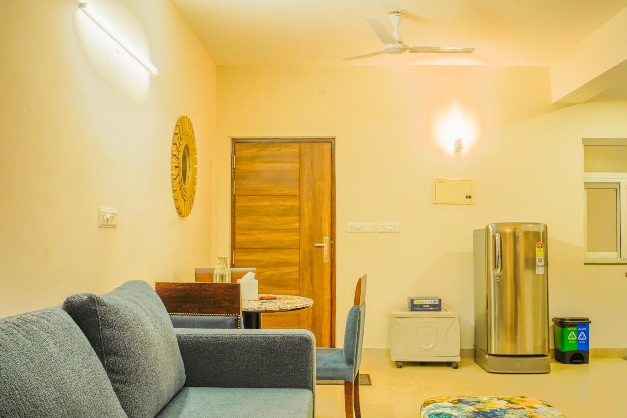 Alaya Stays 1 Bhk With Balcony & Pool - Veera Marina Кандолім Екстер'єр фото