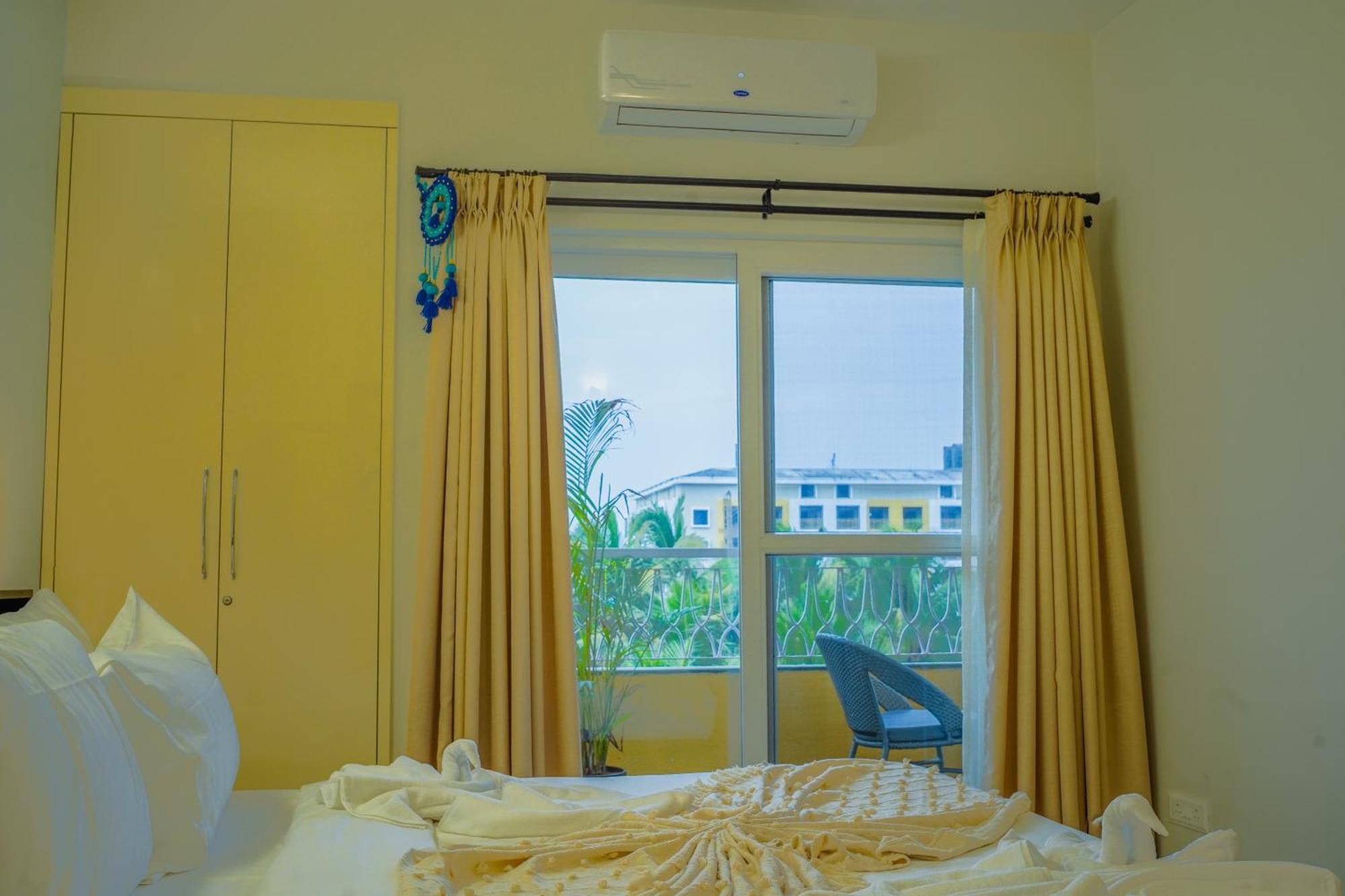 Alaya Stays 1 Bhk With Balcony & Pool - Veera Marina Кандолім Екстер'єр фото
