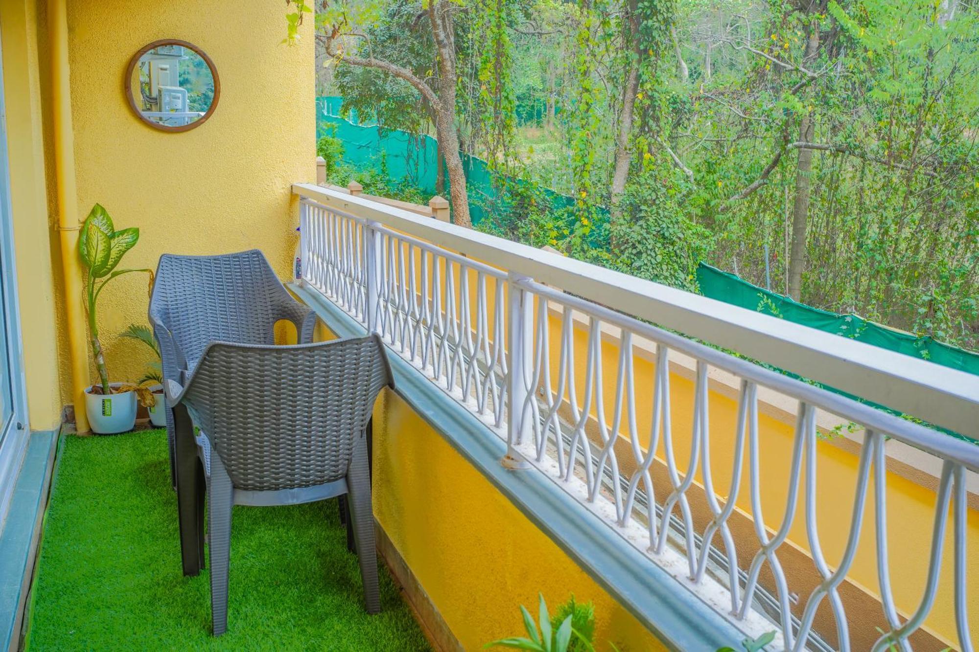 Alaya Stays 1 Bhk With Balcony & Pool - Veera Marina Кандолім Екстер'єр фото